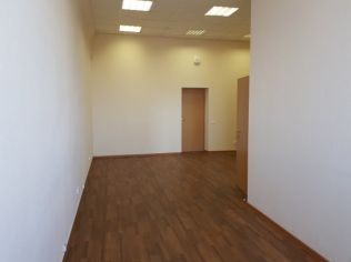 Аренда офиса 51.1 м2 в бизнес-центре, метро Бухарестская