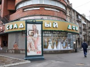 Аренда помещения свободного назначения 400 м2, метро Электросила