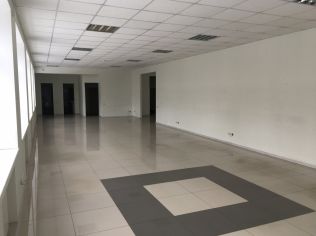 Аренда помещения свободного назначения 248 м2 в отдельно стоящем здании, метро Звёздная