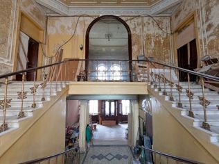 Продажа помещения свободного назначения 5501.2 м2 в отдельно стоящем здании, метро Маяковская