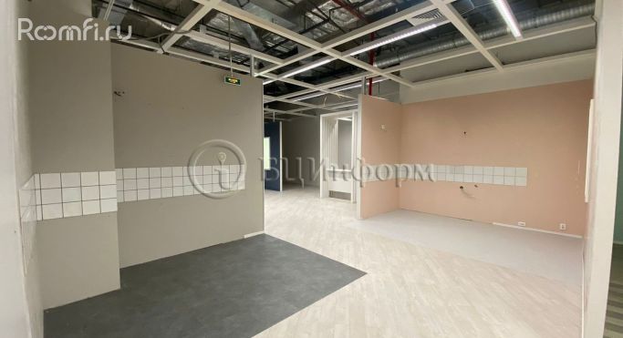 Аренда торгового помещения 585 м², улица Савушкина - фото 2