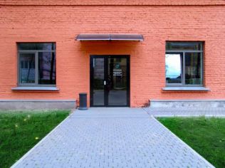 Аренда офиса 50 м2 в бизнес-центре, метро Ладожская