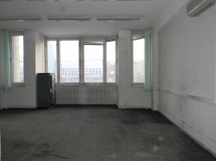 Аренда офиса 42.3 м2 в многофункциональном комплексе, метро Московская