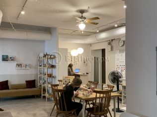 Аренда торгового помещения 100.2 м²