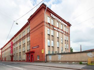 Аренда торгового помещения 176.8 м²