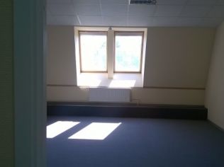 Аренда офиса 40 м2 в бизнес-центре, метро Нарвская