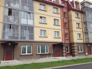 Аренда помещения свободного назначения 144 м2 в торгово-офисном комплексе