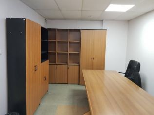 Аренда офиса 102.5 м2 в бизнес-центре, метро Гостиный Двор