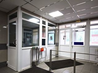 Аренда офиса 87.1 м2 в бизнес-центре, метро Бухарестская