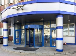 Аренда офиса 52 м2 в бизнес-центре, метро Кировский Завод