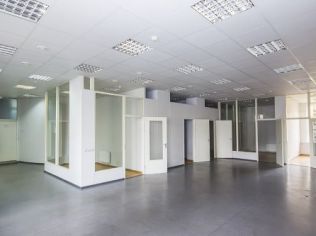 Аренда офиса 64.9 м2 в бизнес-центре, метро Елизаровская