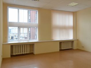 Аренда офиса 83 м2 в многофункциональном комплексе, метро Петроградская