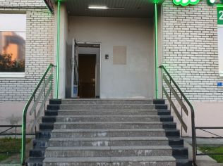 Аренда торгового помещения 189 м²