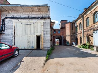Аренда производственного помещения 1375 м²