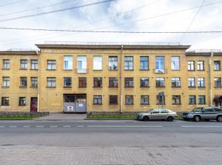 Аренда торгового помещения 181.4 м²