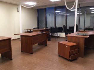 Аренда офиса 283.2 м2 в бизнес-центре, метро Звёздная