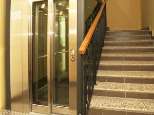 Аренда офиса 111 м2 в бизнес-центре, метро Василеостровская