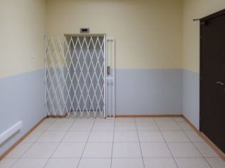 Аренда офиса 33 м2 в бизнес-центре, метро Ладожская