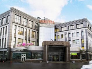 Аренда офиса 150 м2 в бизнес-центре, метро Кировский Завод