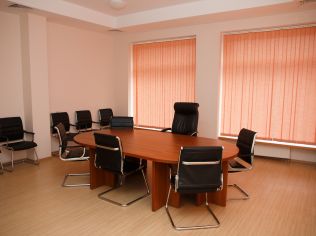 Продажа помещения свободного назначения 367.7 м2 в жилом доме, метро Чкаловская