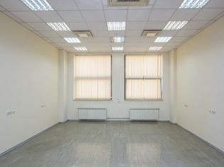 Аренда офиса 150 м2 в бизнес-центре, метро Ладожская