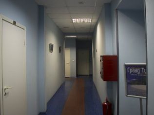 Аренда офиса 54.3 м2 в бизнес-центре, метро Петроградская