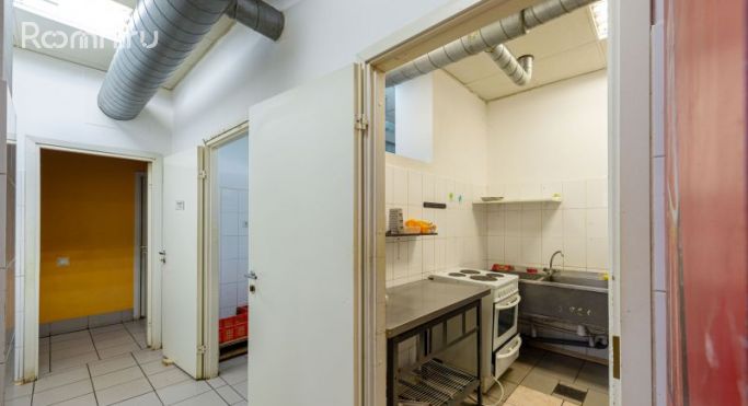 Аренда помещения свободного назначения 288.6 м², площадь Конституции - фото 3