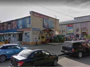 Аренда помещения свободного назначения 136 м2 в торгово-офисном комплексе