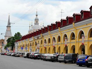 Аренда торгового помещения 657 м2 в многофункциональном комплексе, метро Василеостровская