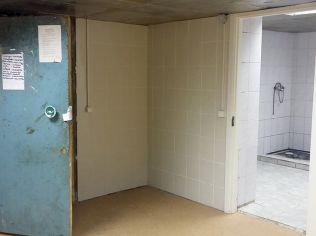 Аренда помещения свободного назначения 27 м2 в бизнес-центре, метро Площадь Мужества