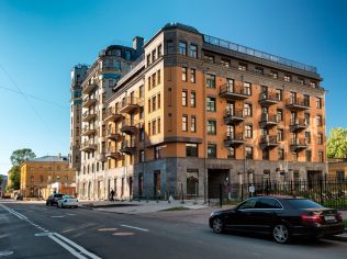 Продажа офиса 128.4 м2 в многофункциональном комплексе, метро Чернышевская