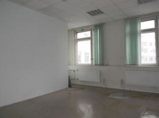 Аренда офиса 42.7 м2 в многофункциональном комплексе, метро Московская