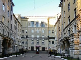 Аренда офиса 52.5 м2 в бизнес-центре, метро Выборгская