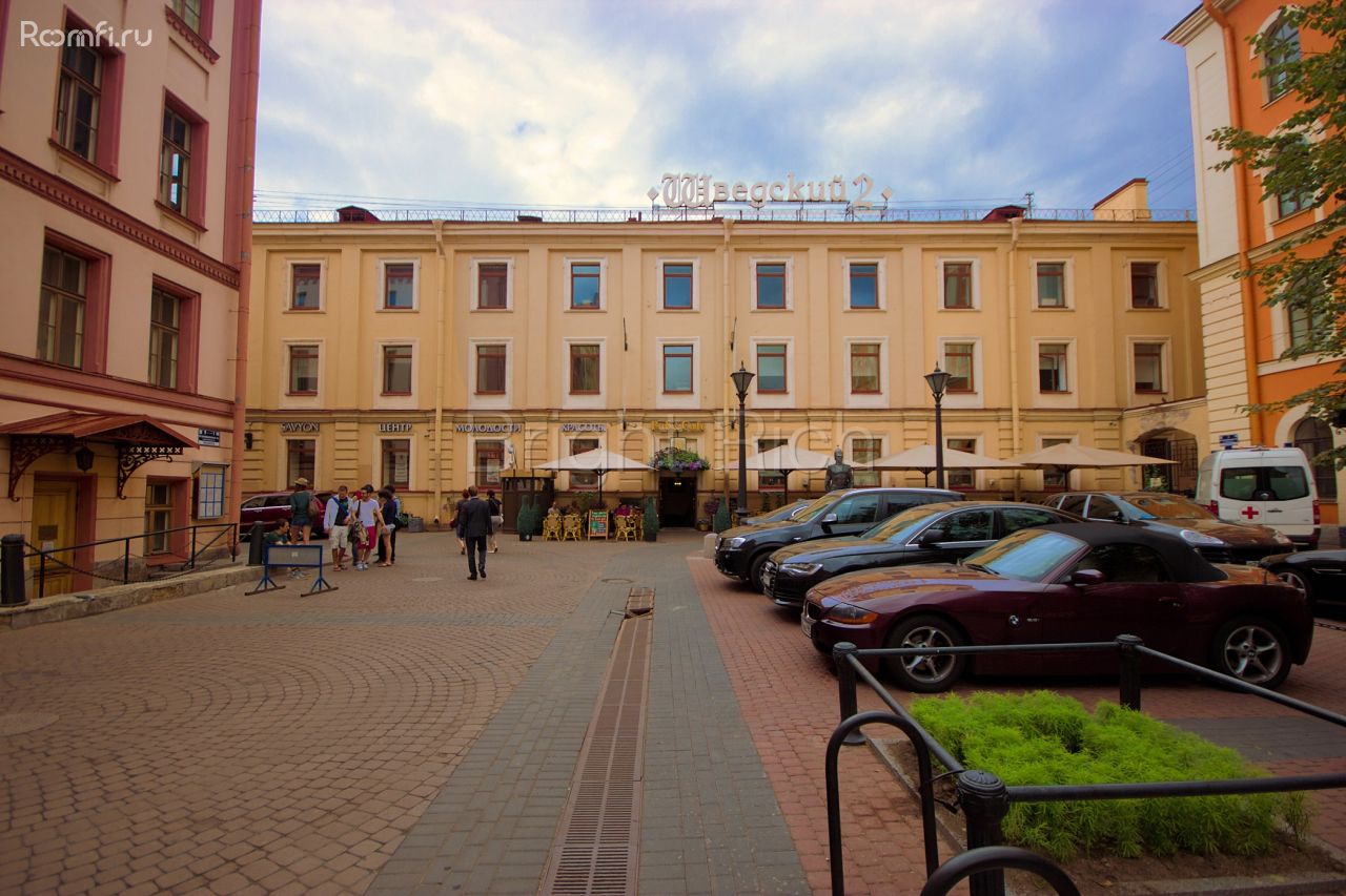 Аренда офиса 219 м2 в бизнес-центре, метро Невский Проспект, Шведский переулок - фото 1