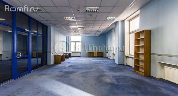 Аренда помещения свободного назначения 980 м², улица Трефолева - фото 1