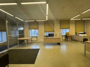 Аренда помещения свободного назначения 483.9 м²