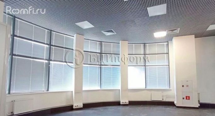 Аренда офиса 1084.8 м², улица Оптиков - фото 2