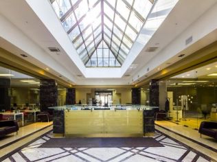 Аренда офиса 640.1 м2 в бизнес-центре, метро Чернышевская