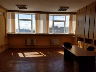 Аренда офиса 37 м2 в бизнес-центре, метро Ладожская
