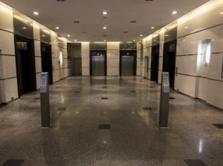 Аренда офиса 30 м2 в бизнес-центре, метро Комендантский Проспект