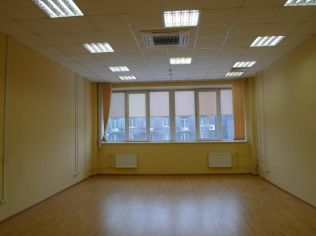 Аренда офиса 57.3 м2 в бизнес-центре, метро Нарвская