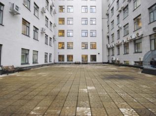 Аренда офиса 122.2 м2 в бизнес-центре, метро Спортивная