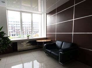 Аренда офиса 54 м2 в бизнес-центре, метро Московская