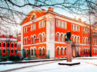 Аренда офиса 53.4 м2 в бизнес-центре, метро Площадь Ленина