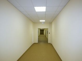 Аренда офиса 26.4 м2 в бизнес-центре, метро Елизаровская