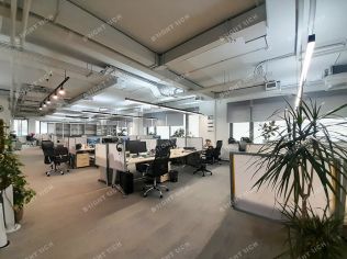 Аренда офиса 737.2 м²