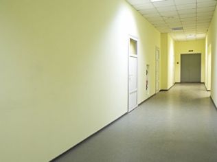Аренда офиса 156.2 м2 в бизнес-центре, метро Нарвская