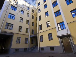 Аренда офиса 100 м2 в бизнес-центре, метро Маяковская