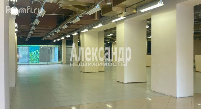 Аренда помещения свободного назначения 1050 м², Коломяжский проспект - фото 1