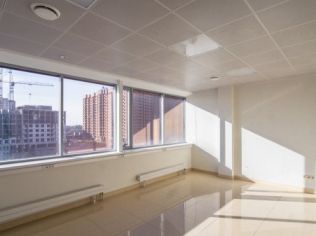 Аренда офиса 343.5 м2 в бизнес-центре, метро Лесная